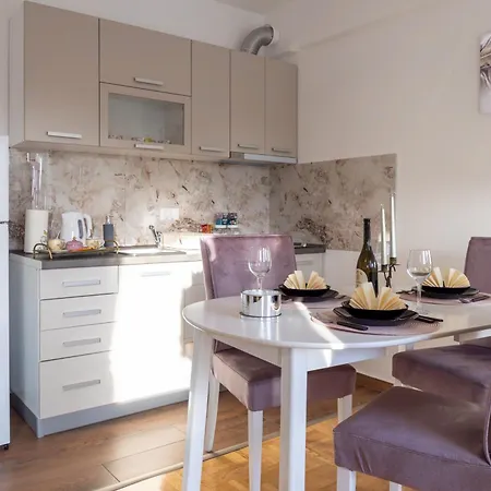 Lana Lux 19 Apartment *